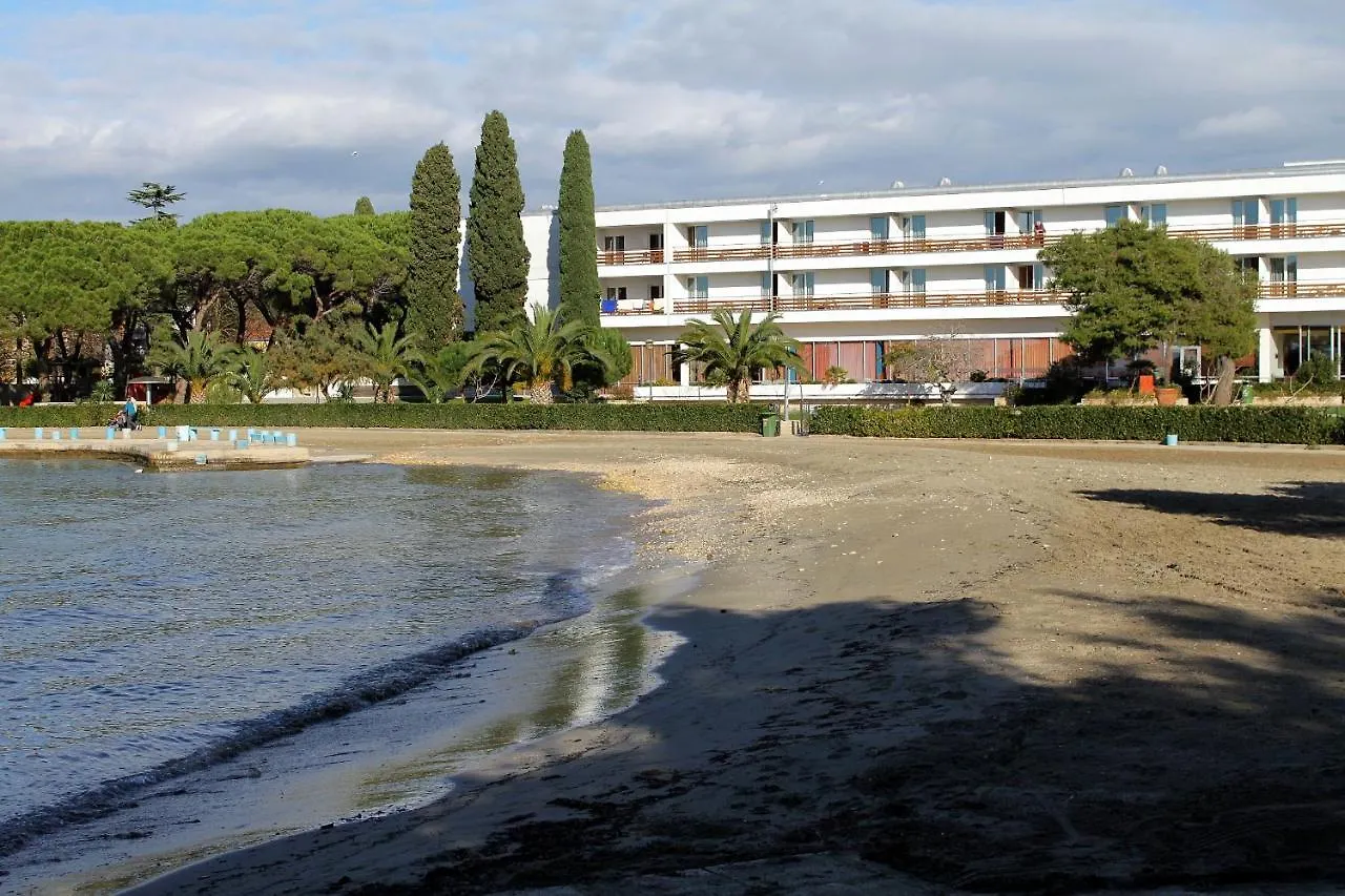 Apartments With A Parking Space Zadar - 17355
